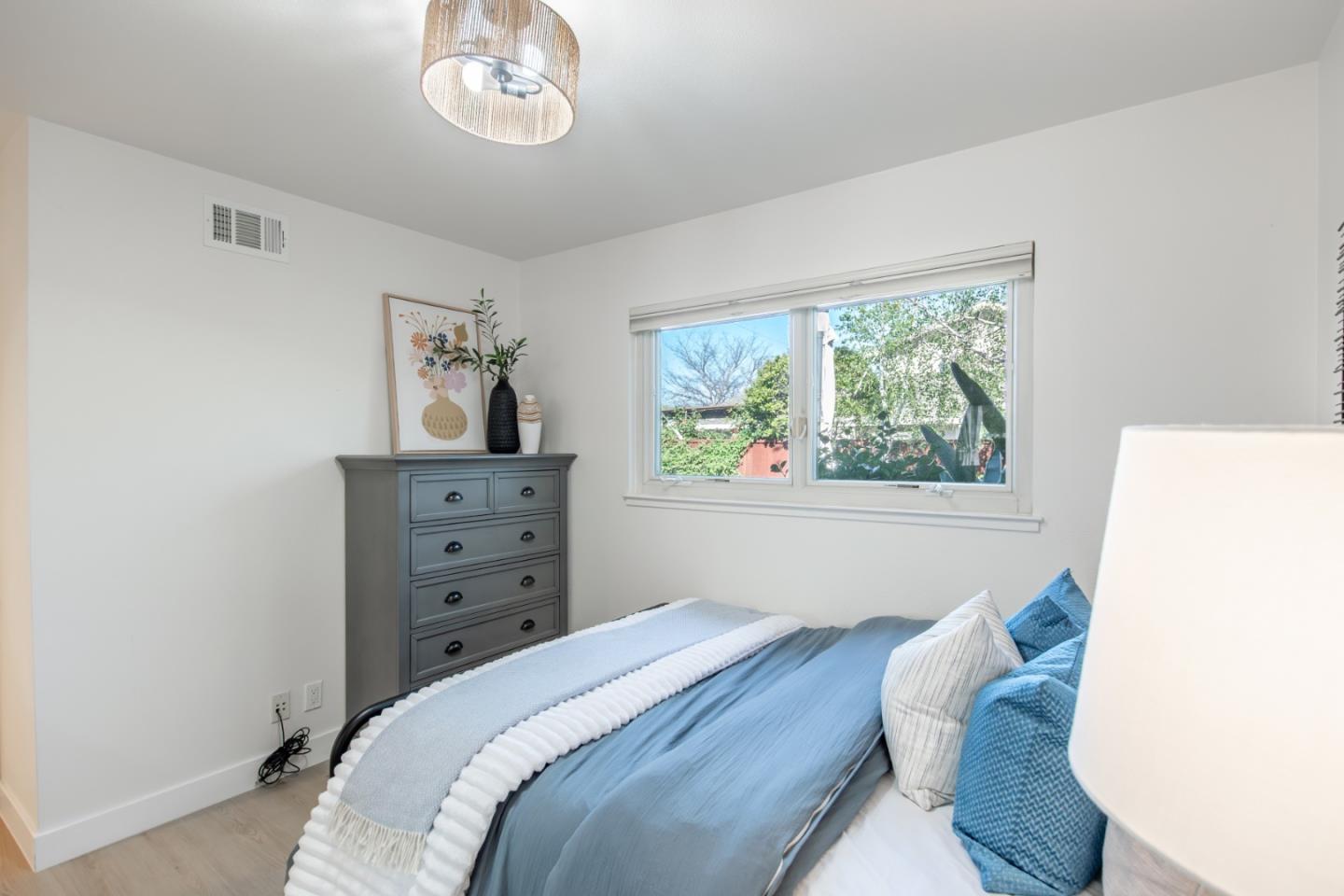 Detail Gallery Image 24 of 50 For 1596 Bonnie Joy Ave, San Jose,  CA 95129 - 3 Beds | 2 Baths