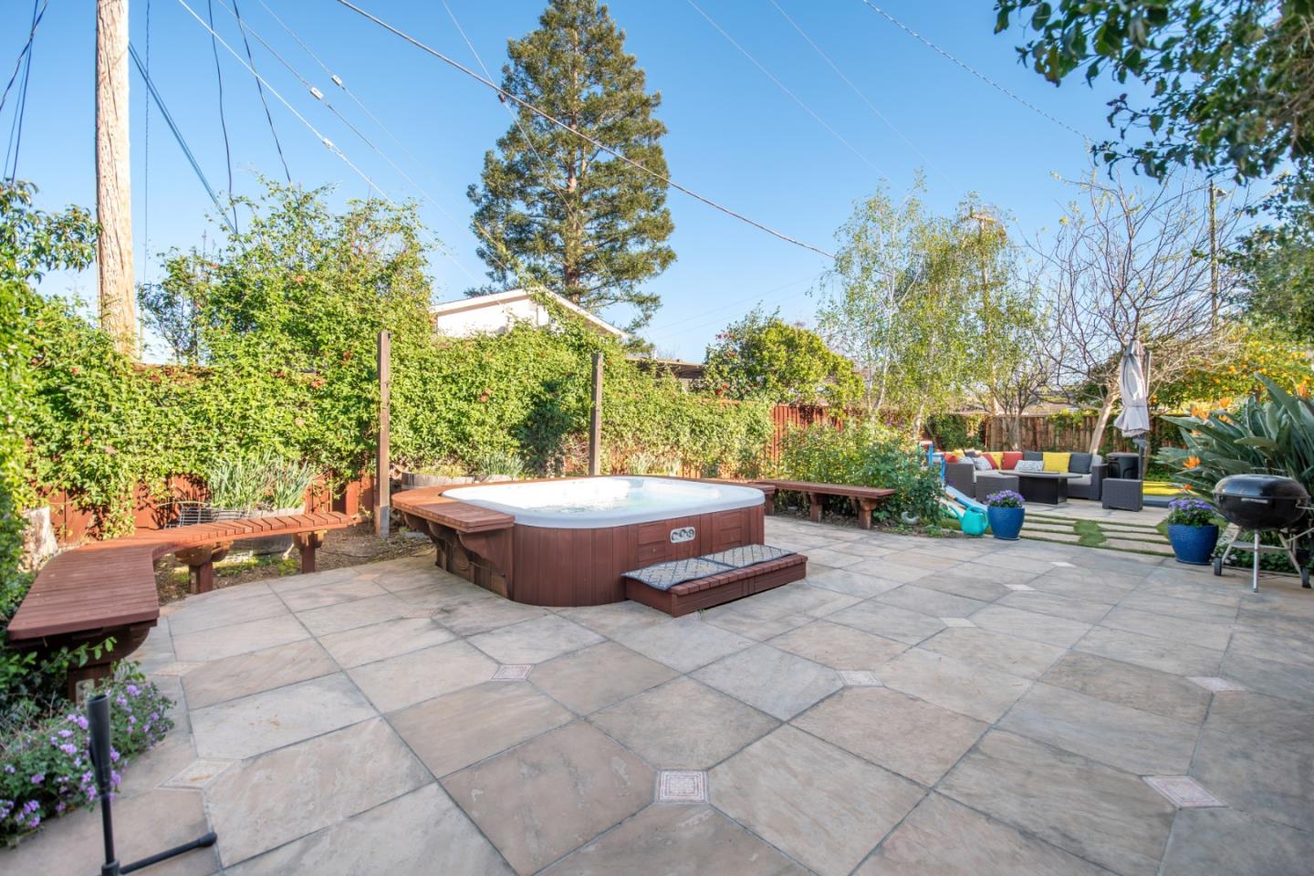 Detail Gallery Image 40 of 50 For 1596 Bonnie Joy Ave, San Jose,  CA 95129 - 3 Beds | 2 Baths