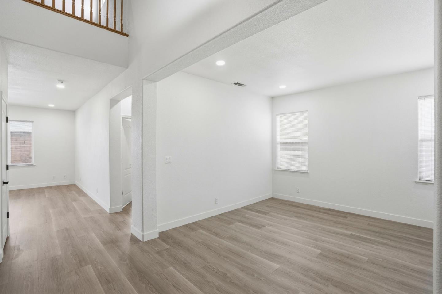 Detail Gallery Image 14 of 51 For 381 Honeybell St, Los Banos,  CA 93635 - 6 Beds | 2/1 Baths