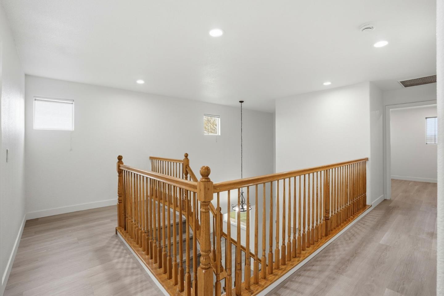 Detail Gallery Image 19 of 51 For 381 Honeybell St, Los Banos,  CA 93635 - 6 Beds | 2/1 Baths