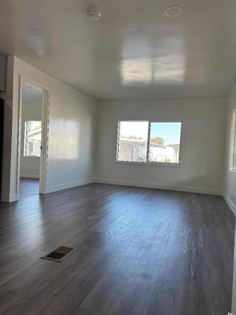 Detail Gallery Image 3 of 7 For 2151 Oakland #229,  San Jose,  CA 95131 - 4 Beds | 2 Baths