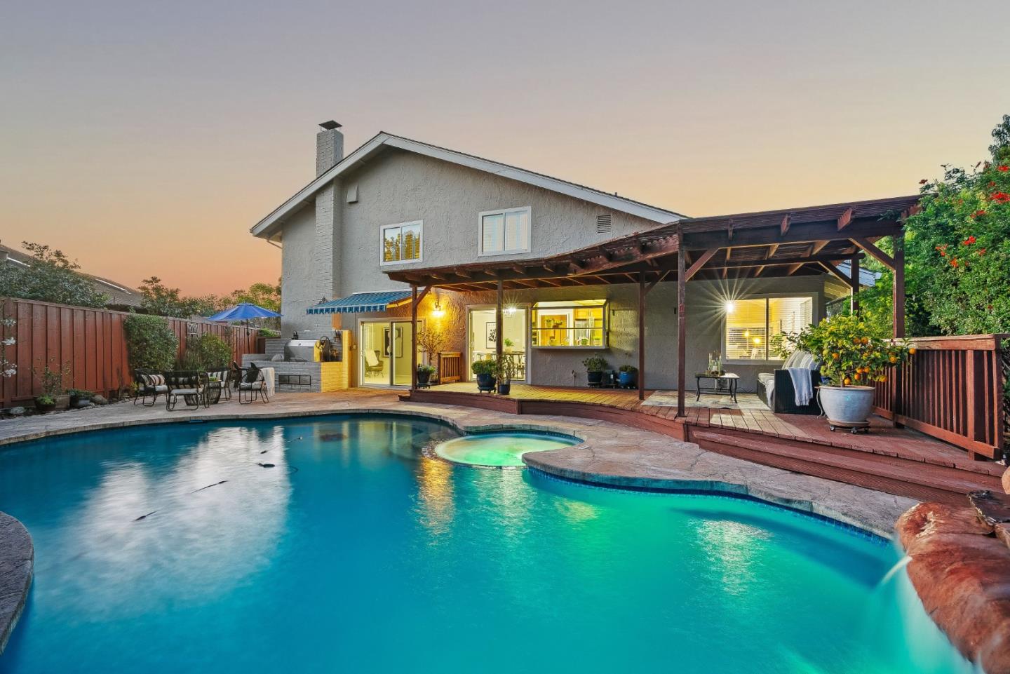 Detail Gallery Image 3 of 54 For 4008 Halkins Dr, San Jose,  CA 95124 - 4 Beds | 2/1 Baths