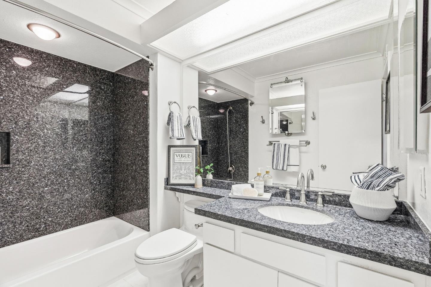 Detail Gallery Image 34 of 54 For 4008 Halkins Dr, San Jose,  CA 95124 - 4 Beds | 2/1 Baths