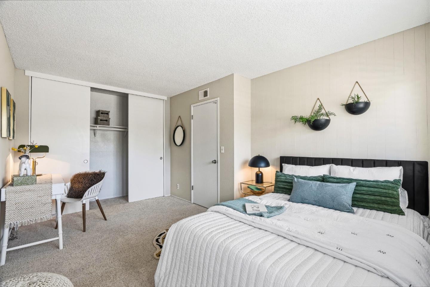 Detail Gallery Image 37 of 54 For 4008 Halkins Dr, San Jose,  CA 95124 - 4 Beds | 2/1 Baths