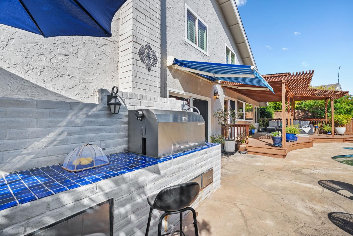 Detail Gallery Image 41 of 54 For 4008 Halkins Dr, San Jose,  CA 95124 - 4 Beds | 2/1 Baths