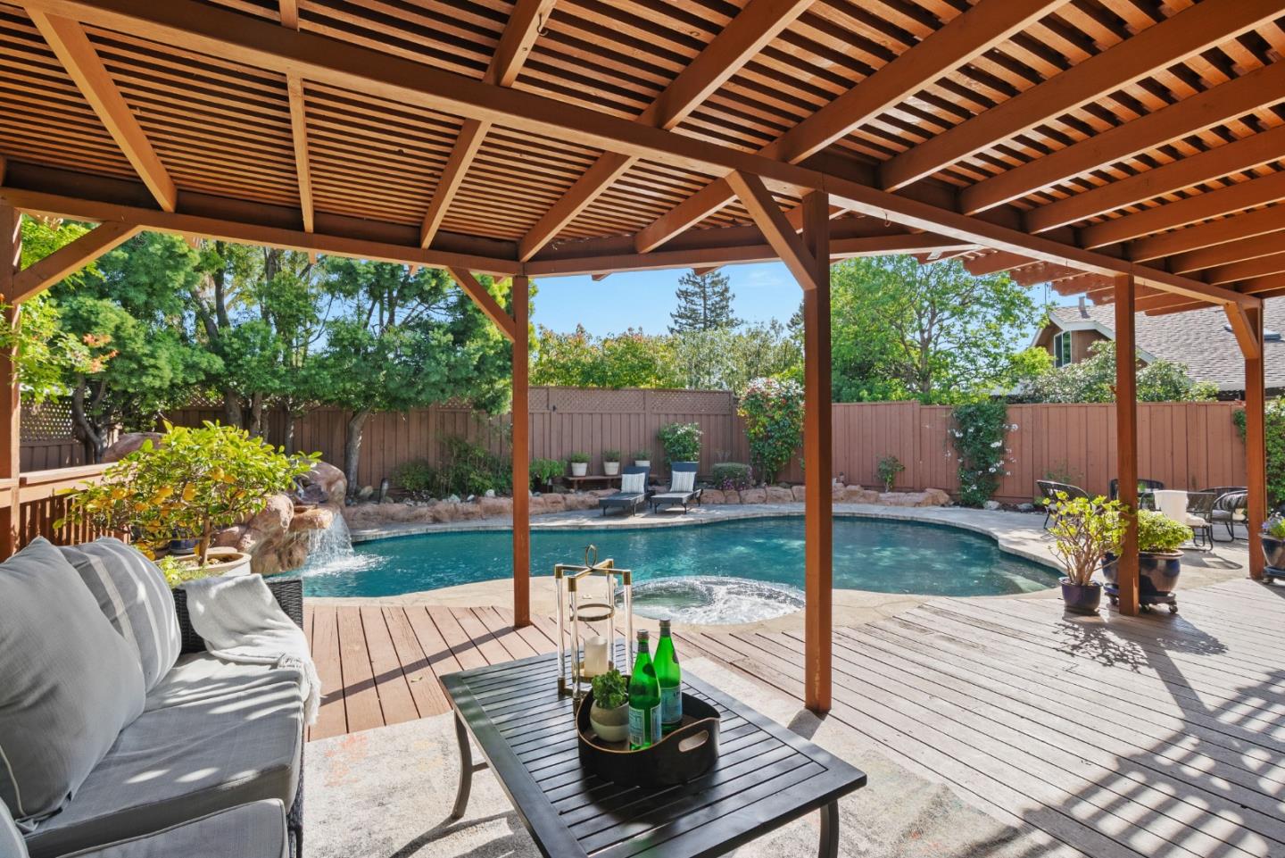 Detail Gallery Image 47 of 54 For 4008 Halkins Dr, San Jose,  CA 95124 - 4 Beds | 2/1 Baths