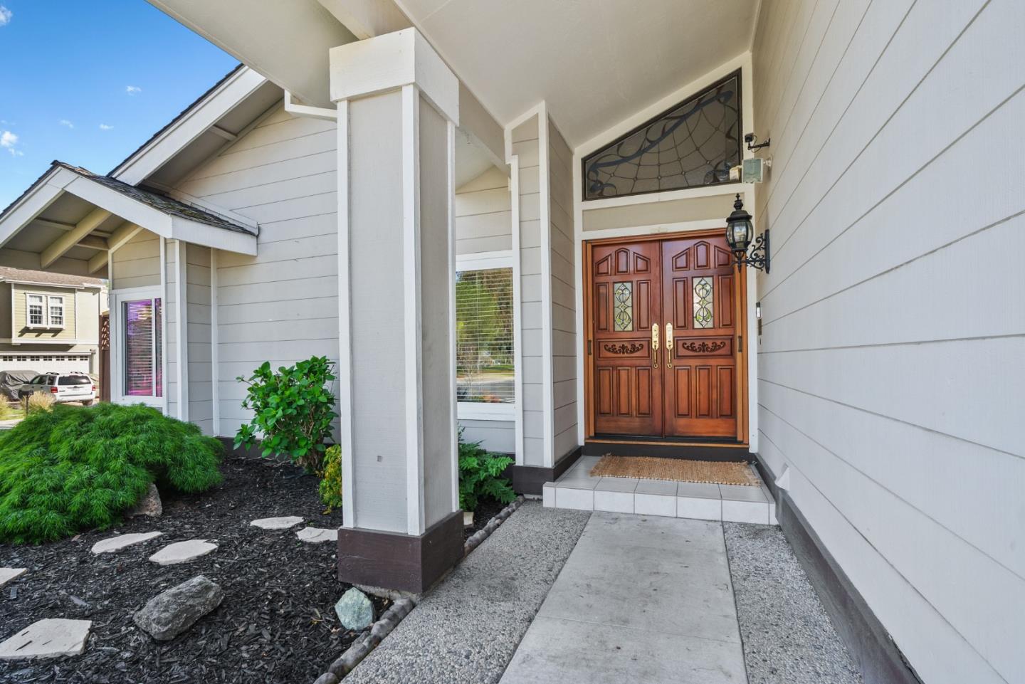 Detail Gallery Image 9 of 54 For 4008 Halkins Dr, San Jose,  CA 95124 - 4 Beds | 2/1 Baths