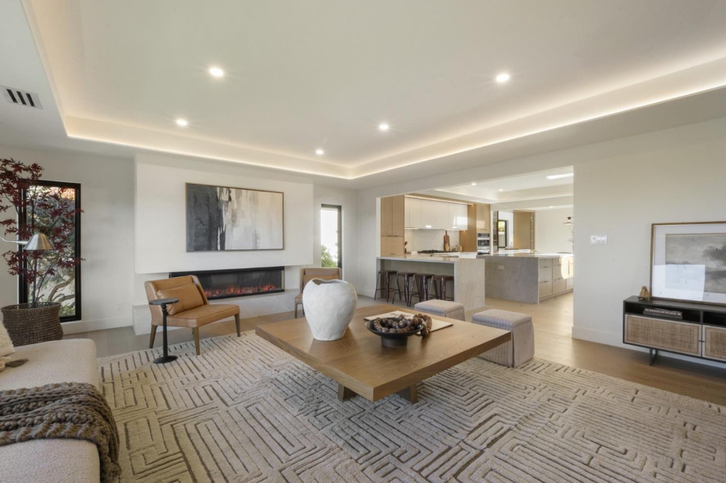 Detail Gallery Image 14 of 73 For 2741 Belmont Canyon Rd, Belmont,  CA 94002 - 4 Beds | 2/1 Baths