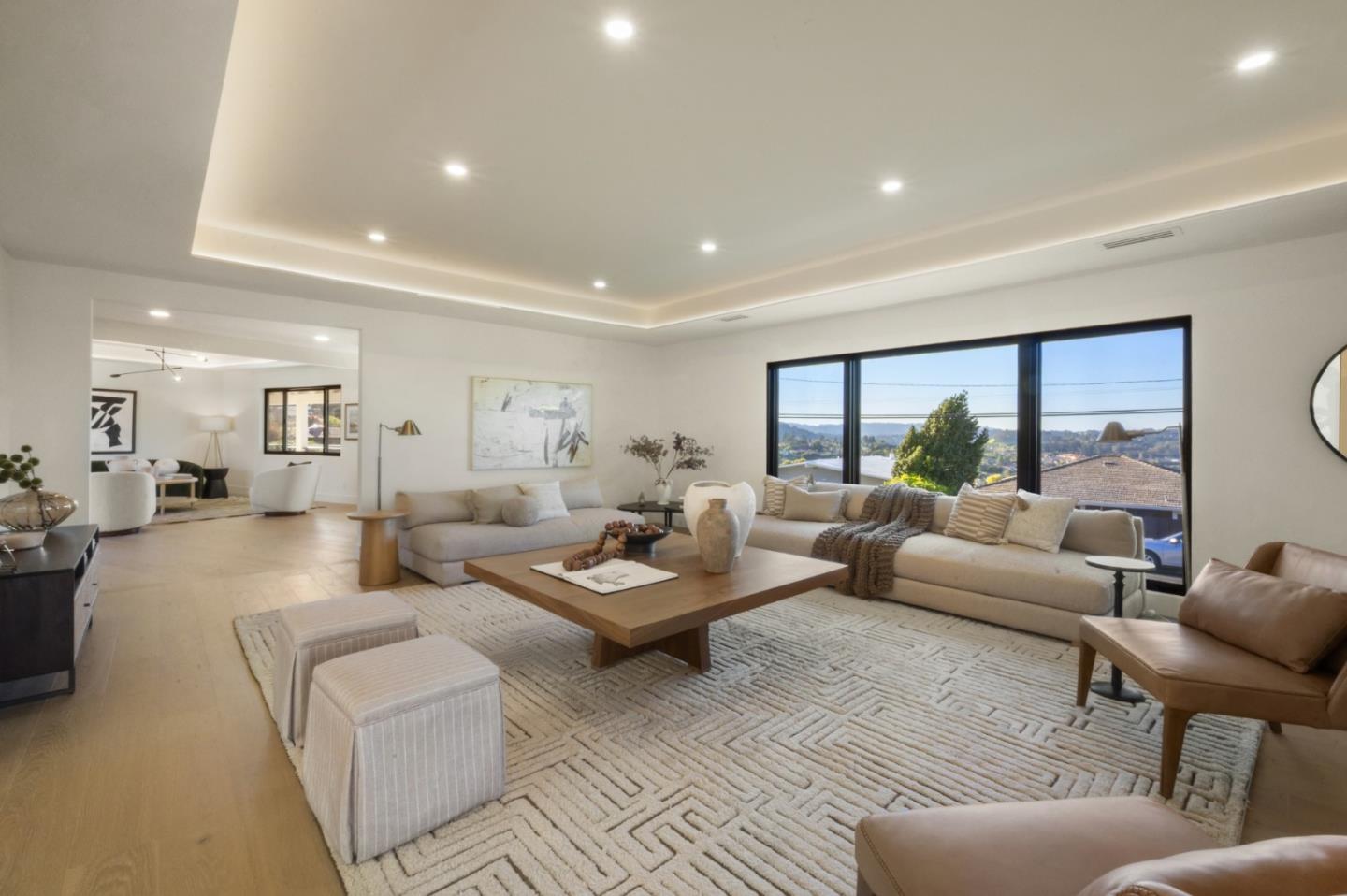 Detail Gallery Image 16 of 73 For 2741 Belmont Canyon Rd, Belmont,  CA 94002 - 4 Beds | 2/1 Baths