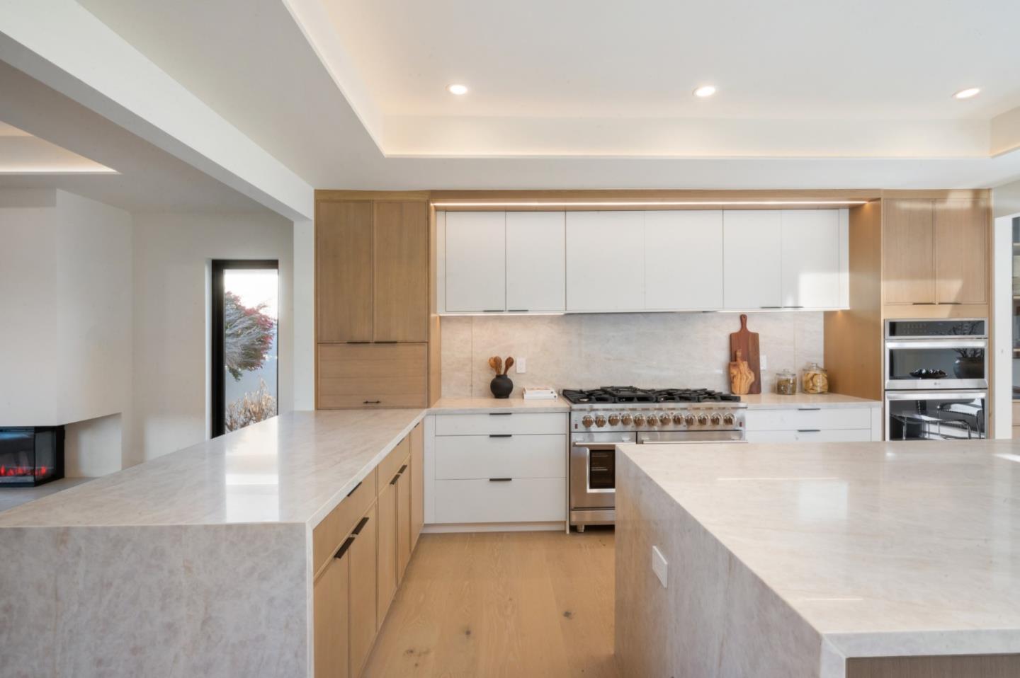 Detail Gallery Image 19 of 73 For 2741 Belmont Canyon Rd, Belmont,  CA 94002 - 4 Beds | 2/1 Baths