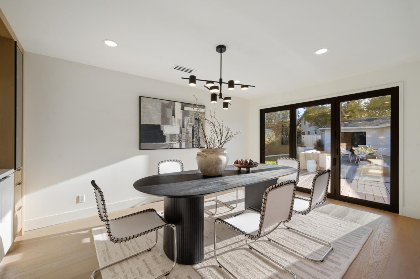 Detail Gallery Image 27 of 73 For 2741 Belmont Canyon Rd, Belmont,  CA 94002 - 4 Beds | 2/1 Baths