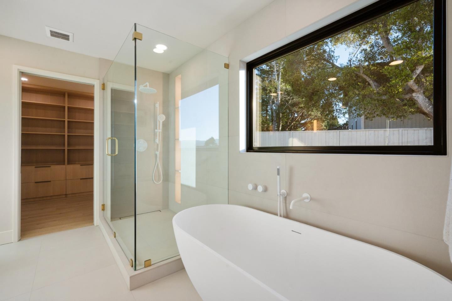 Detail Gallery Image 36 of 73 For 2741 Belmont Canyon Rd, Belmont,  CA 94002 - 4 Beds | 2/1 Baths