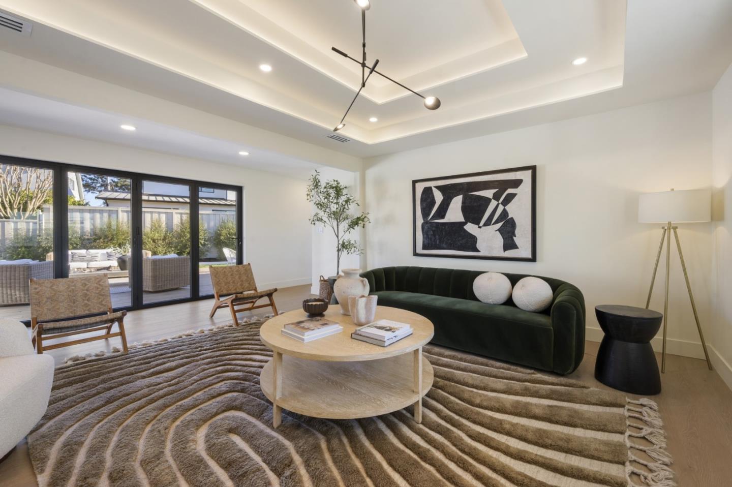 Detail Gallery Image 4 of 73 For 2741 Belmont Canyon Rd, Belmont,  CA 94002 - 4 Beds | 2/1 Baths