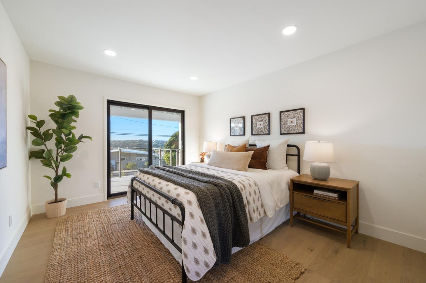 Detail Gallery Image 40 of 73 For 2741 Belmont Canyon Rd, Belmont,  CA 94002 - 4 Beds | 2/1 Baths