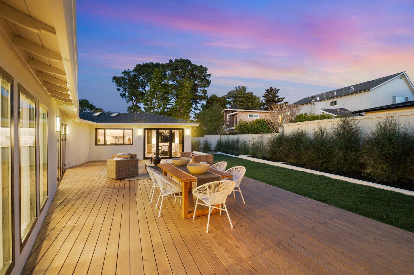 Detail Gallery Image 52 of 73 For 2741 Belmont Canyon Rd, Belmont,  CA 94002 - 4 Beds | 2/1 Baths