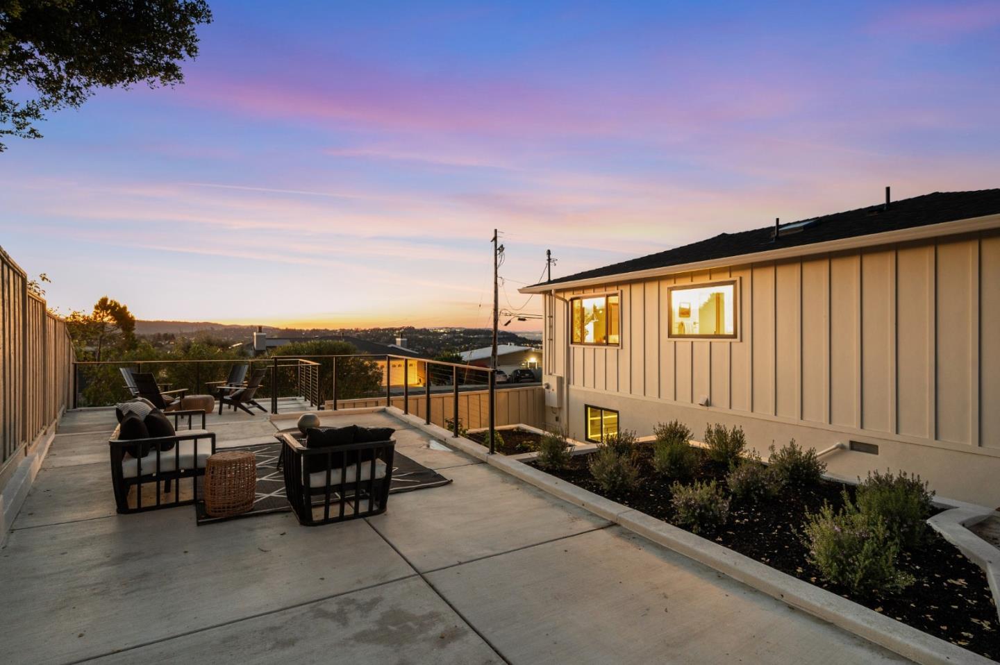 Detail Gallery Image 56 of 73 For 2741 Belmont Canyon Rd, Belmont,  CA 94002 - 4 Beds | 2/1 Baths