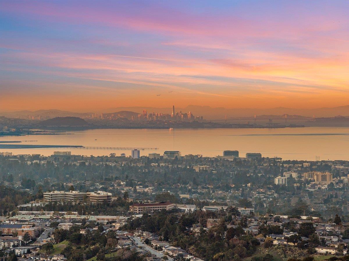 Detail Gallery Image 70 of 73 For 2741 Belmont Canyon Rd, Belmont,  CA 94002 - 4 Beds | 2/1 Baths