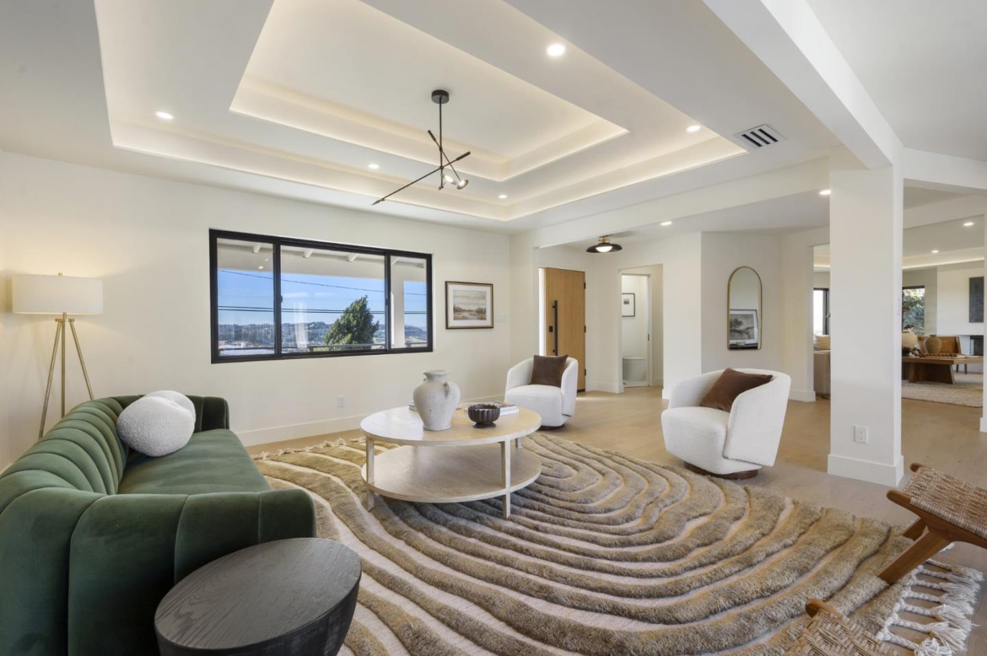 Detail Gallery Image 8 of 73 For 2741 Belmont Canyon Rd, Belmont,  CA 94002 - 4 Beds | 2/1 Baths