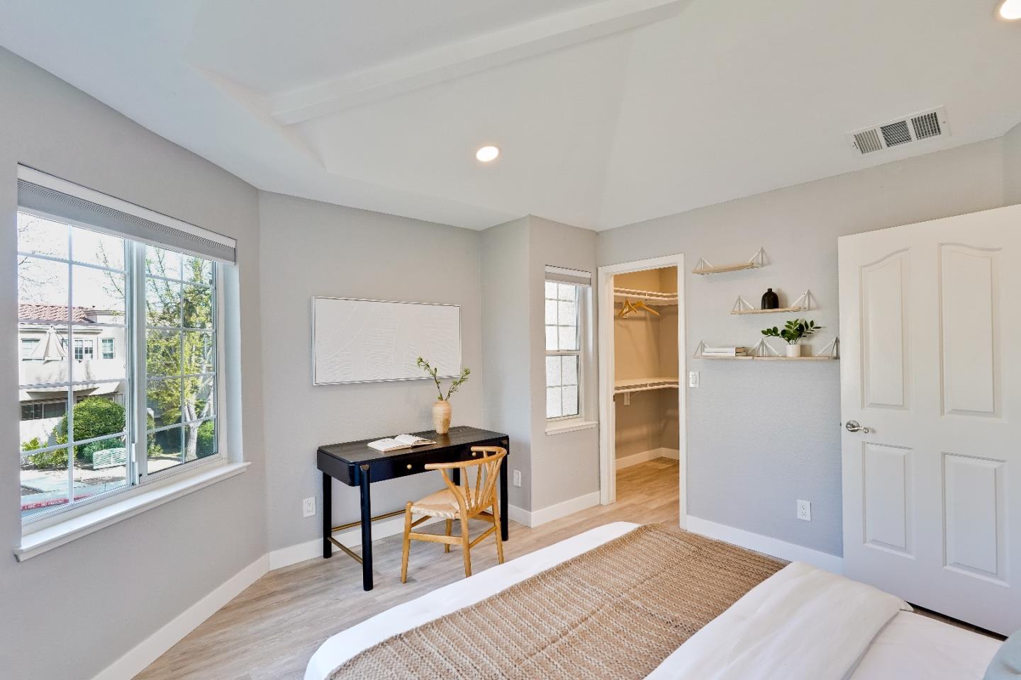 Detail Gallery Image 8 of 11 For 744 Northrup St #542,  San Jose,  CA 95126 - 1 Beds | 1 Baths