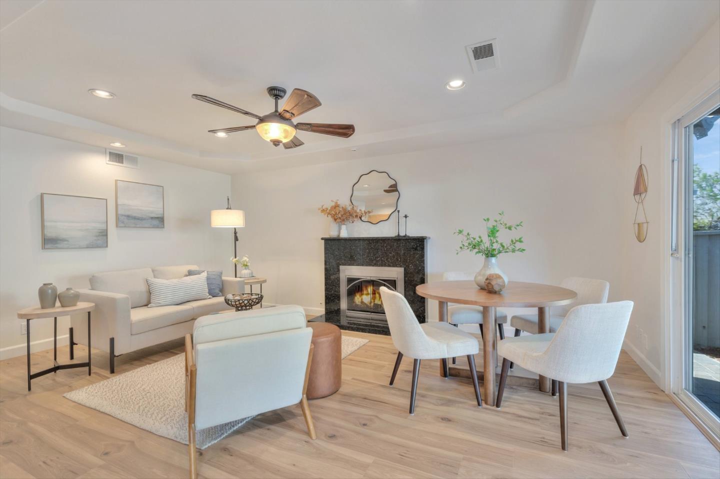 Detail Gallery Image 22 of 41 For 831 Colleen Dr, San Jose,  CA 95123 - 4 Beds | 2 Baths