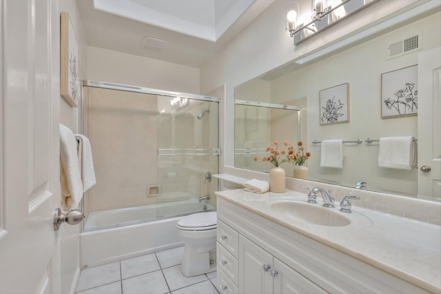 Detail Gallery Image 30 of 41 For 831 Colleen Dr, San Jose,  CA 95123 - 4 Beds | 2 Baths