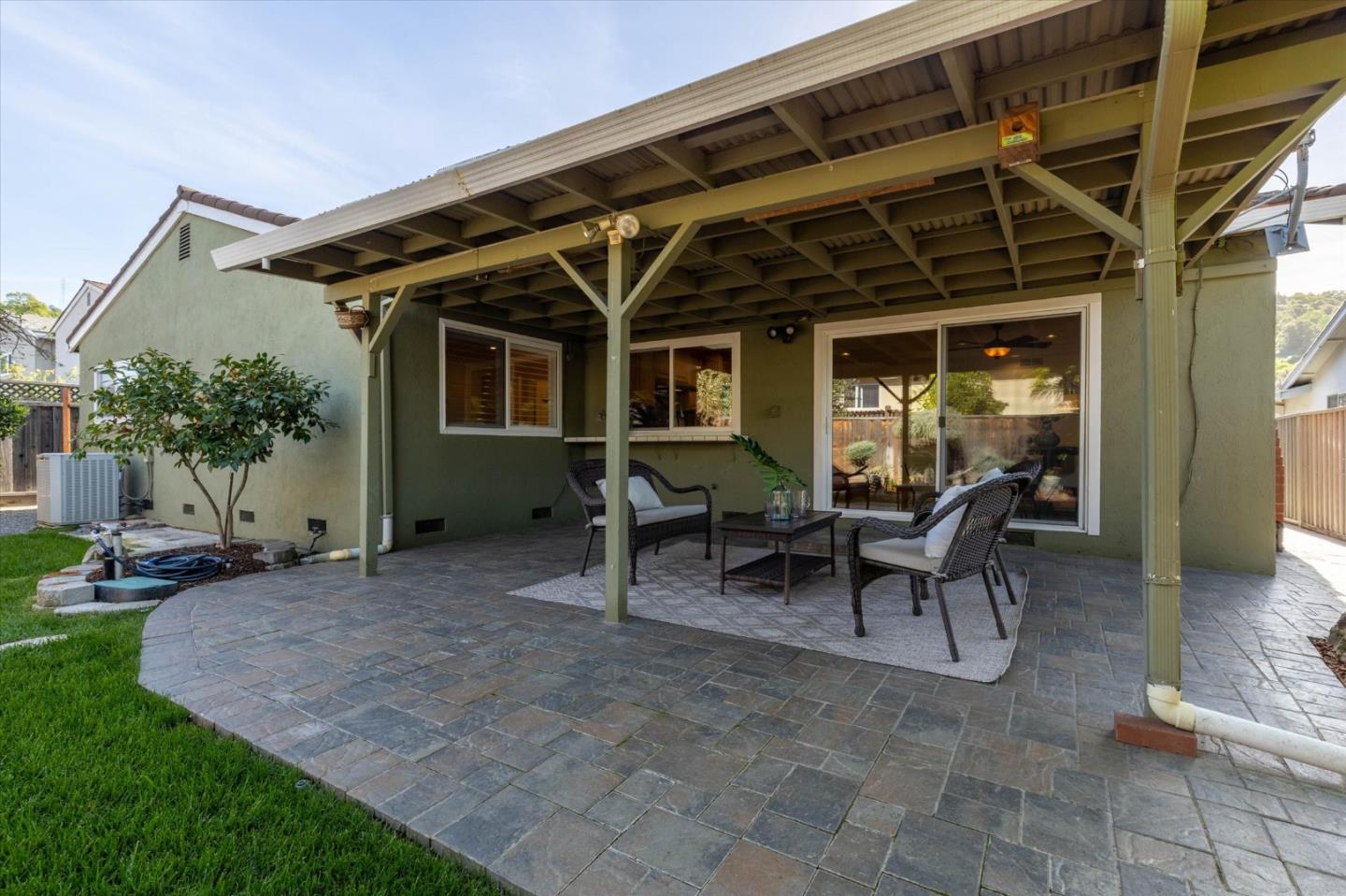 Detail Gallery Image 34 of 41 For 831 Colleen Dr, San Jose,  CA 95123 - 4 Beds | 2 Baths