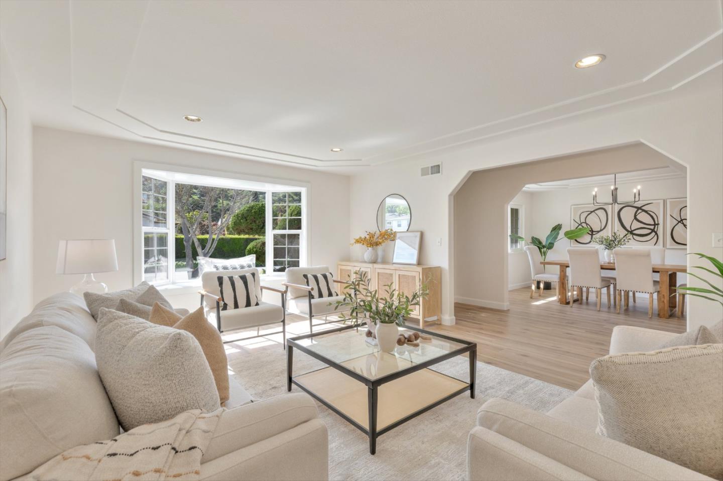 Detail Gallery Image 9 of 41 For 831 Colleen Dr, San Jose,  CA 95123 - 4 Beds | 2 Baths