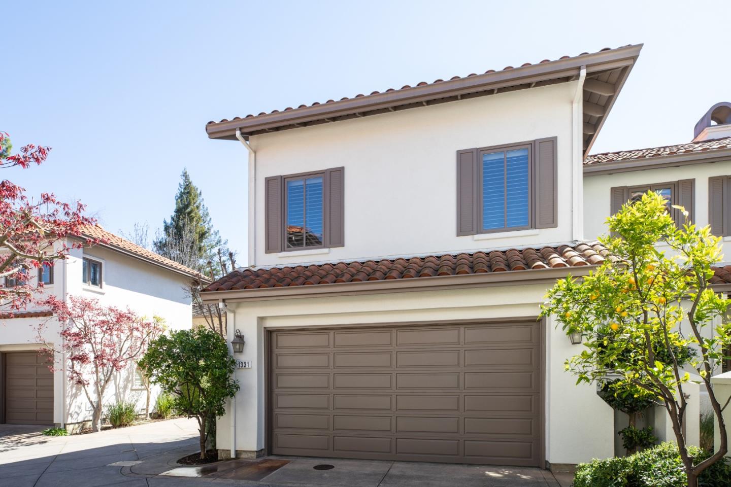 Detail Gallery Image 2 of 29 For 1331 Hoover St, Menlo Park,  CA 94025 - 3 Beds | 2/1 Baths