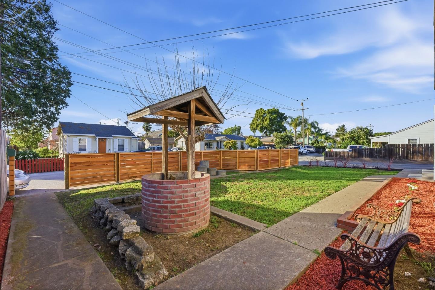 Detail Gallery Image 4 of 31 For 9 Nona Ave, Freedom,  CA 95019 - 3 Beds | 2 Baths