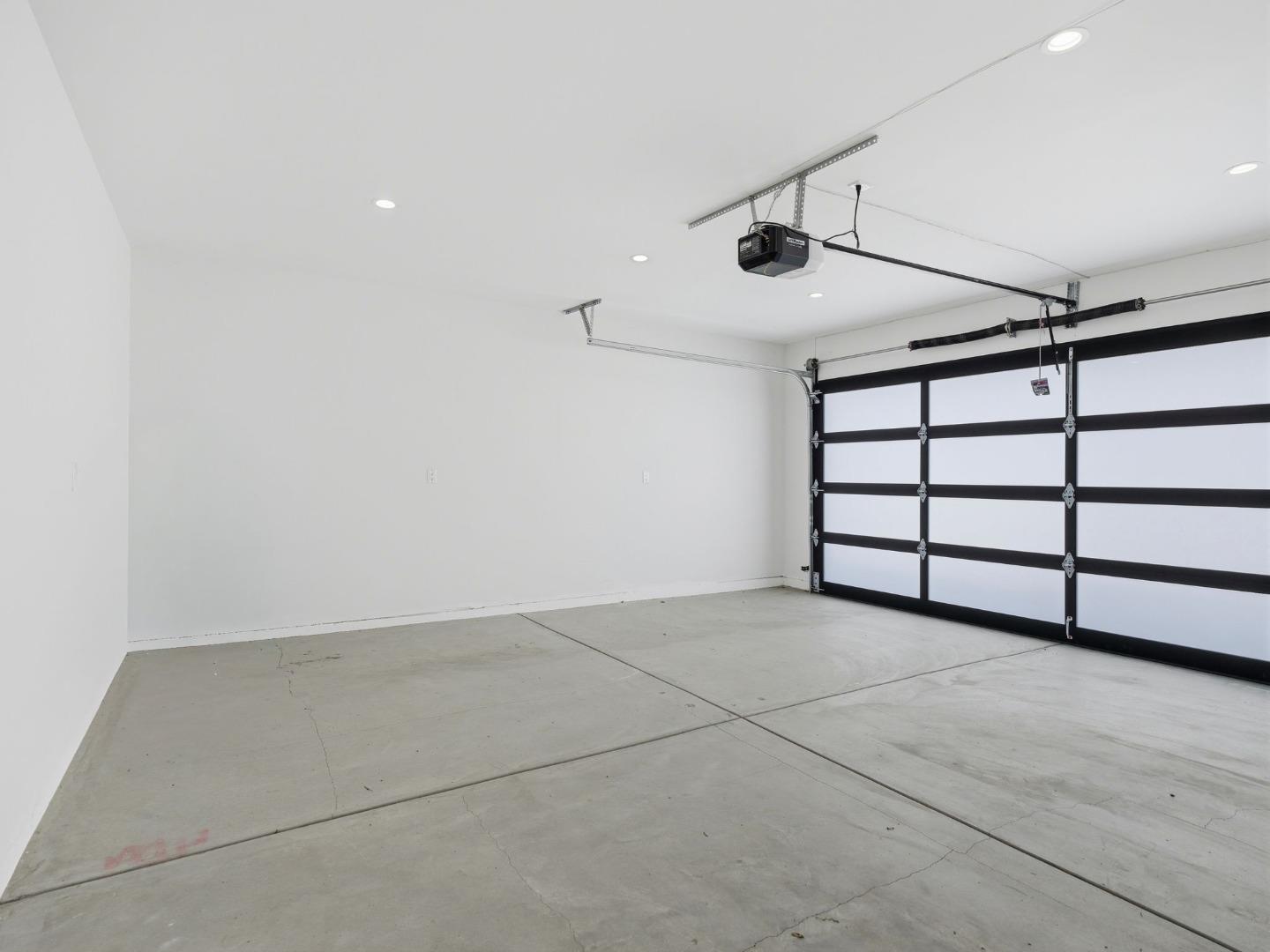 Detail Gallery Image 25 of 25 For 8446 Penfield Ave, Canoga Park,  CA 91306 - 3 Beds | 2 Baths