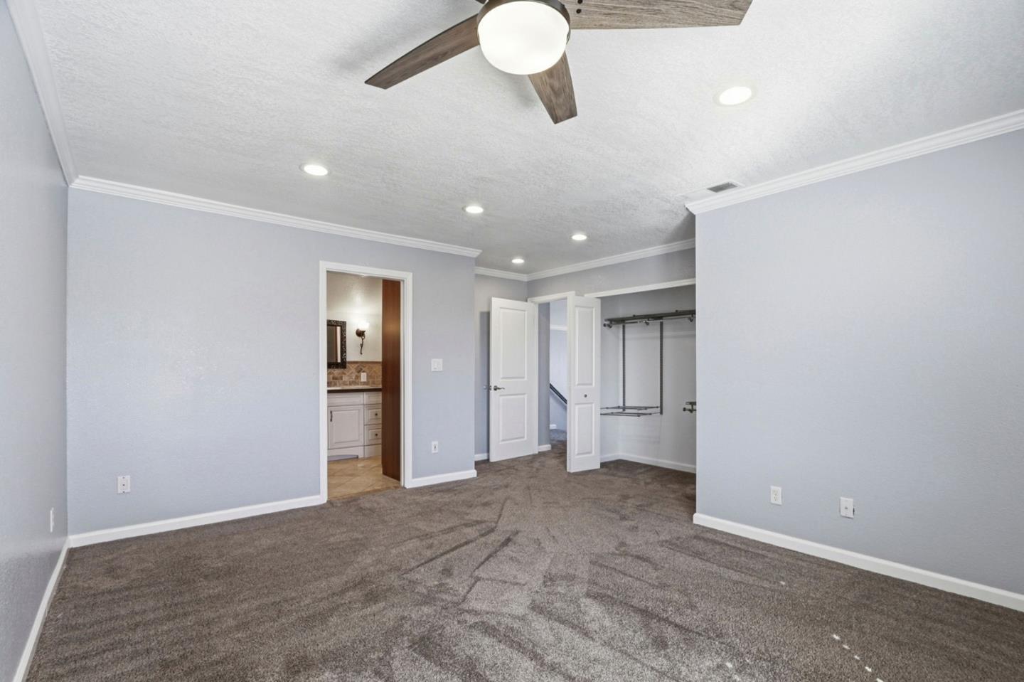 Detail Gallery Image 12 of 21 For 623 via Primavera Ct, San Jose,  CA 95111 - 3 Beds | 3 Baths