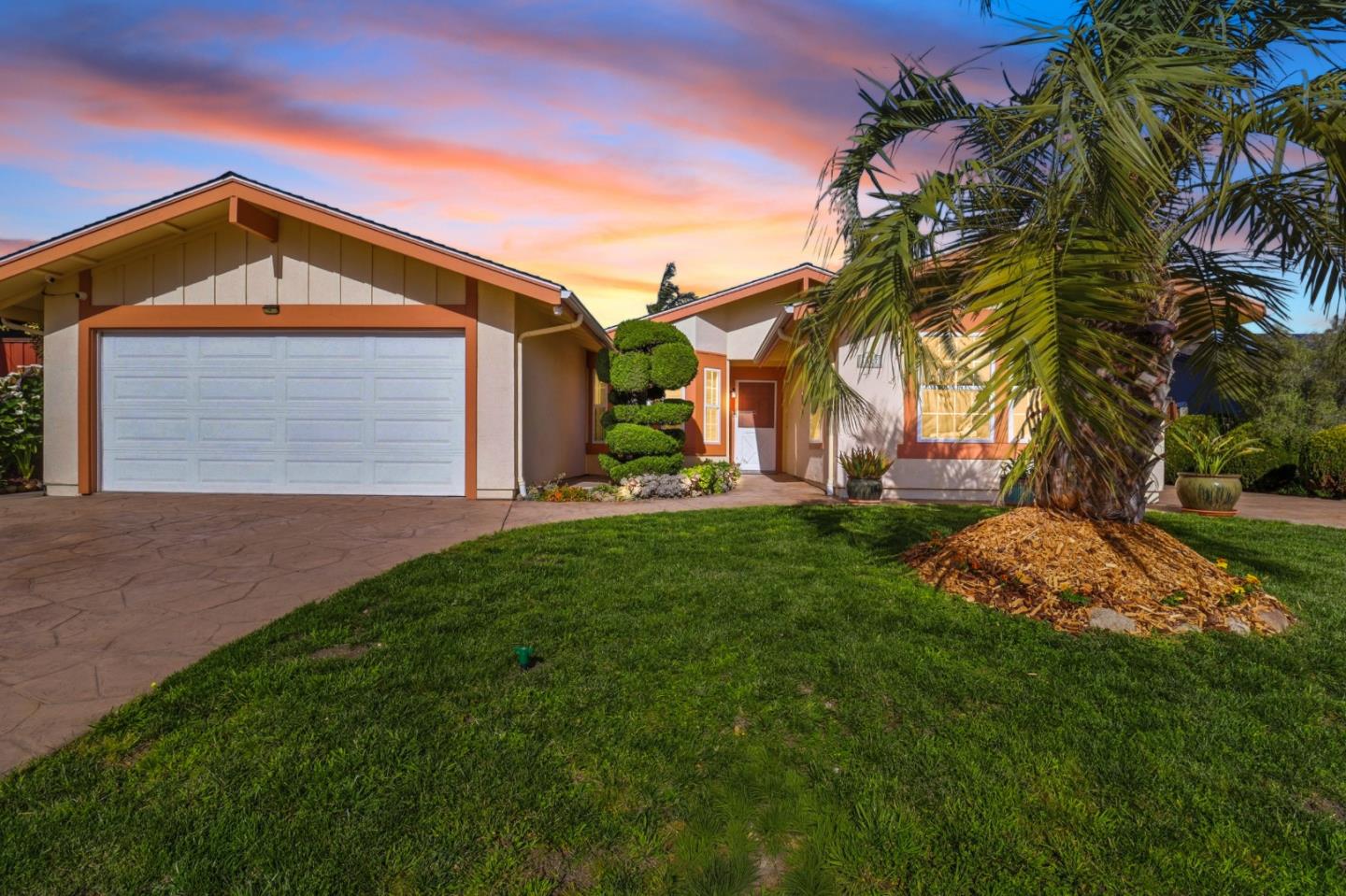 Front Image Thumbnail for ML82038491