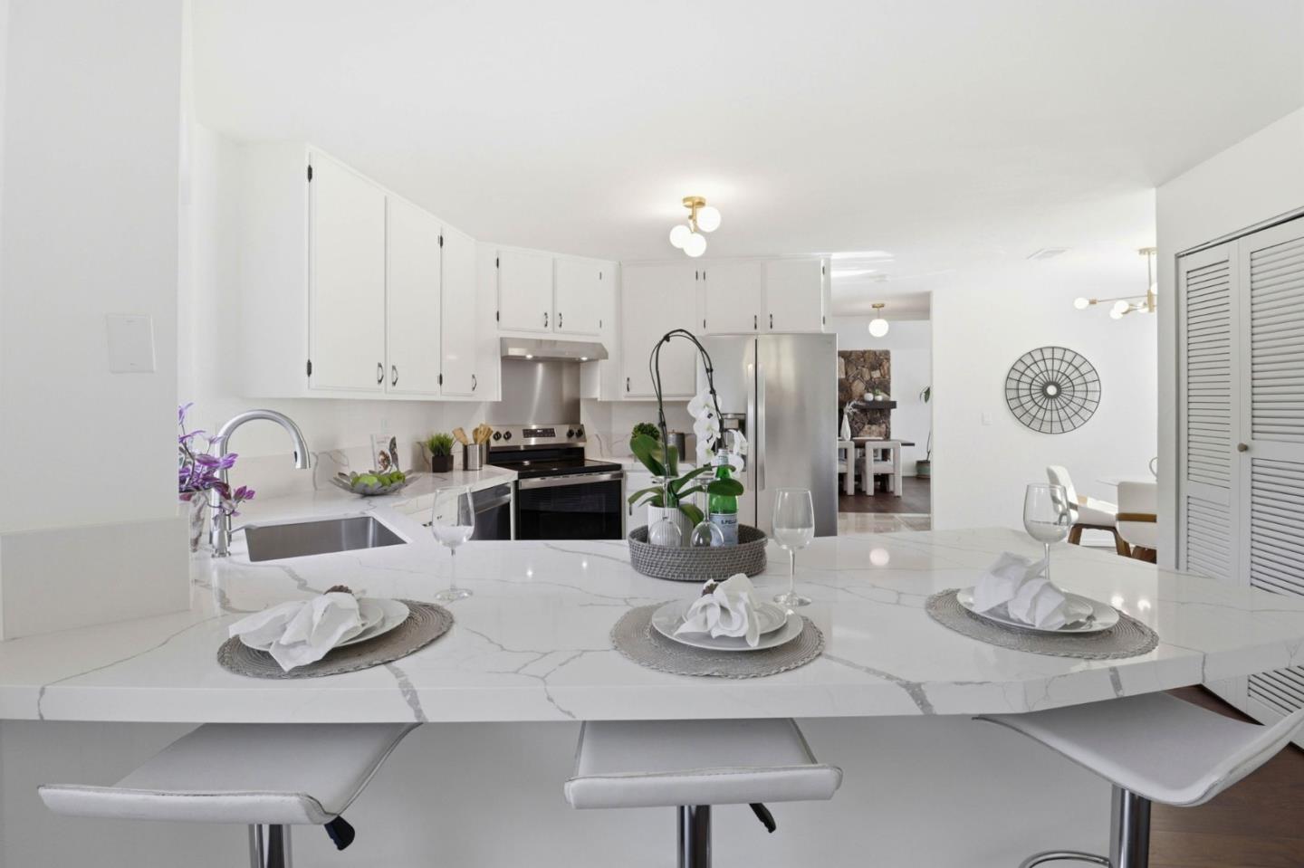 Detail Gallery Image 10 of 37 For 1527 Hawser Ln, Half Moon Bay,  CA 94019 - 3 Beds | 2 Baths