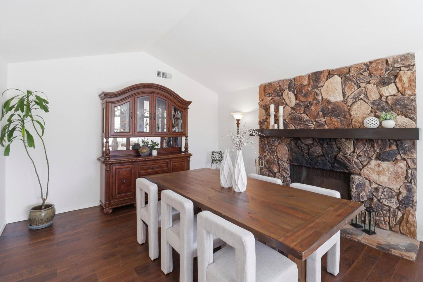 Detail Gallery Image 19 of 37 For 1527 Hawser Ln, Half Moon Bay,  CA 94019 - 3 Beds | 2 Baths