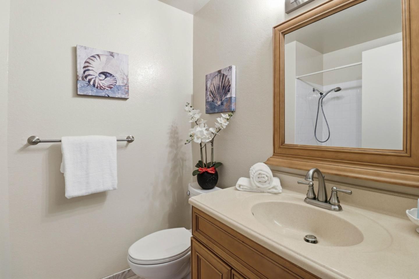 Detail Gallery Image 26 of 37 For 1527 Hawser Ln, Half Moon Bay,  CA 94019 - 3 Beds | 2 Baths