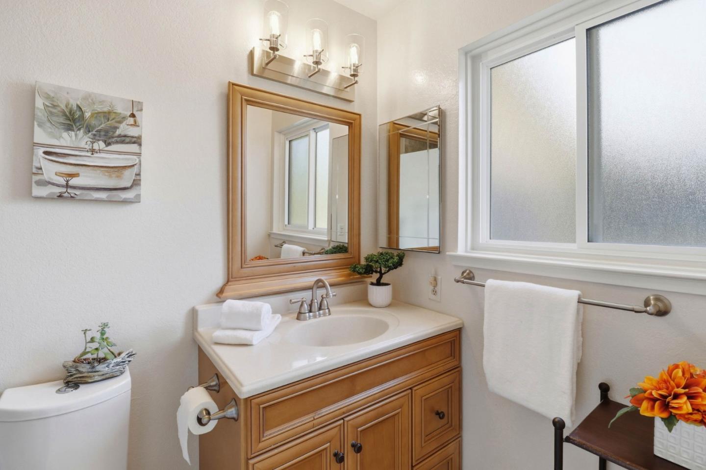 Detail Gallery Image 28 of 37 For 1527 Hawser Ln, Half Moon Bay,  CA 94019 - 3 Beds | 2 Baths