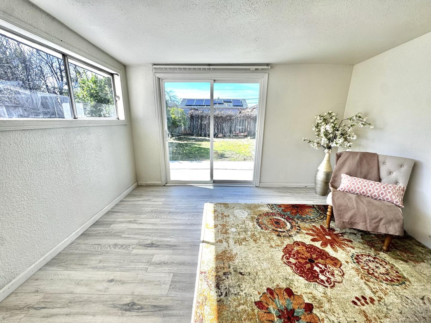 Detail Gallery Image 11 of 27 For 1117 Madera Ave, Menlo Park,  CA 94025 - 3 Beds | 1 Baths