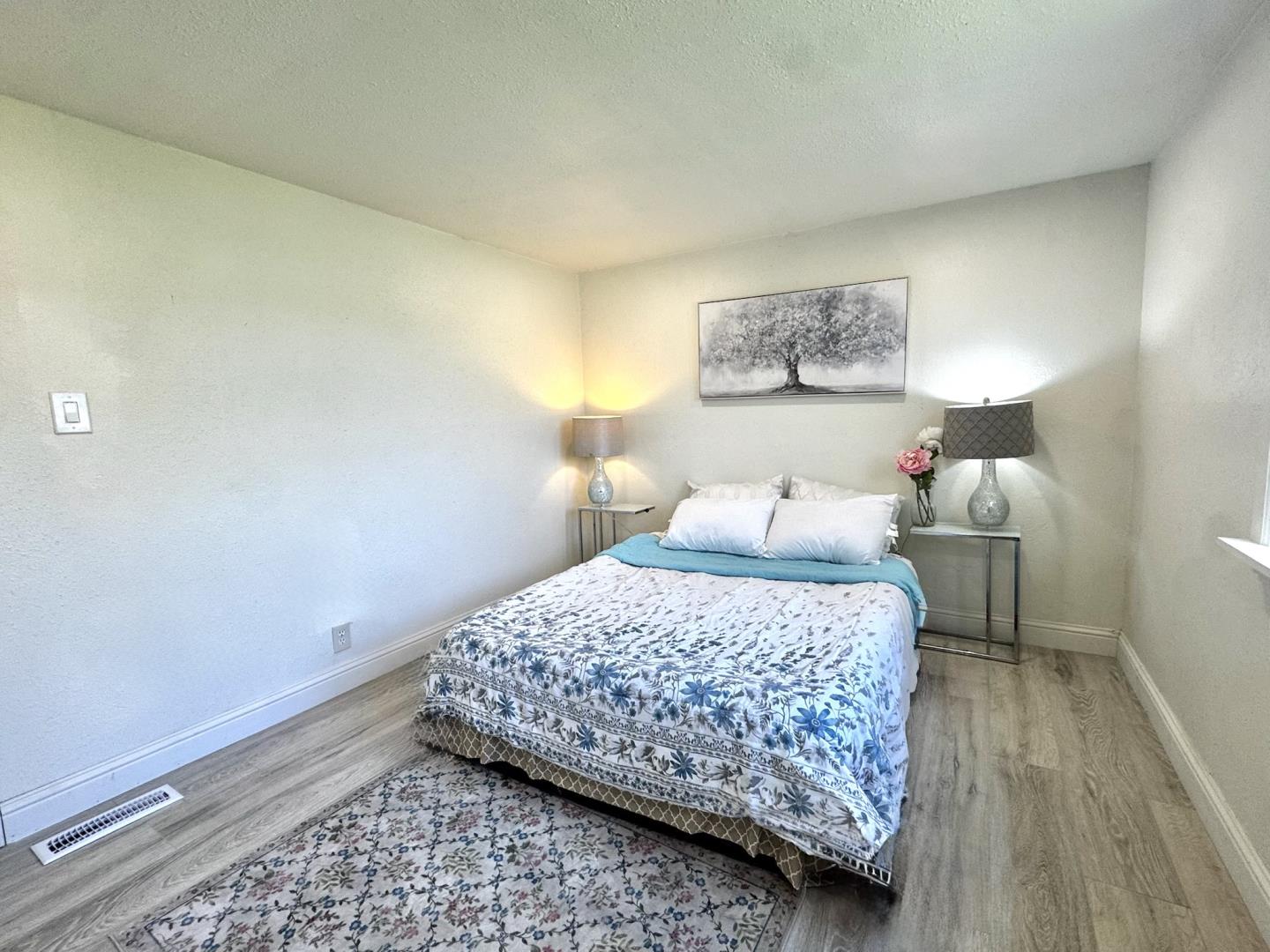 Detail Gallery Image 15 of 27 For 1117 Madera Ave, Menlo Park,  CA 94025 - 3 Beds | 1 Baths