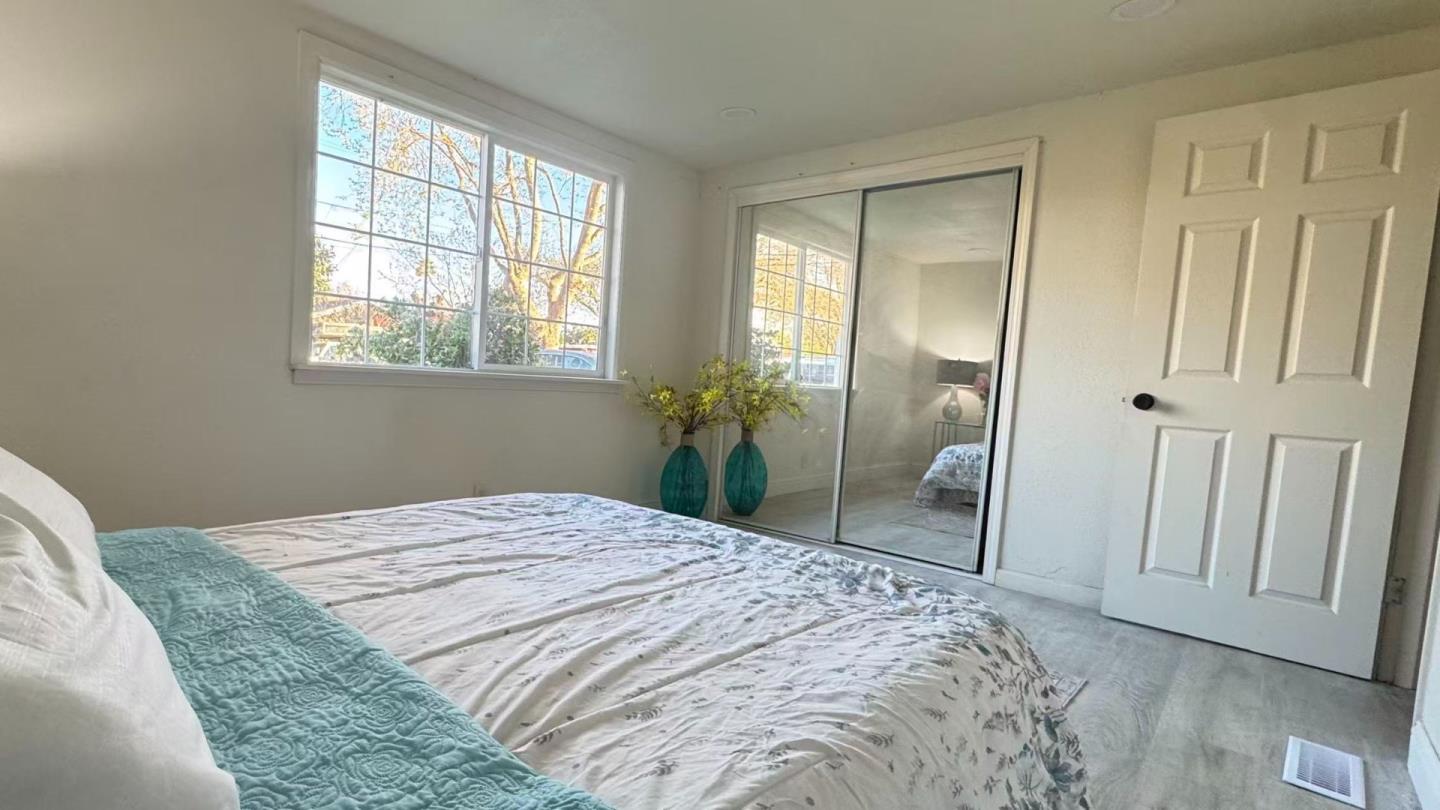 Detail Gallery Image 16 of 27 For 1117 Madera Ave, Menlo Park,  CA 94025 - 3 Beds | 1 Baths