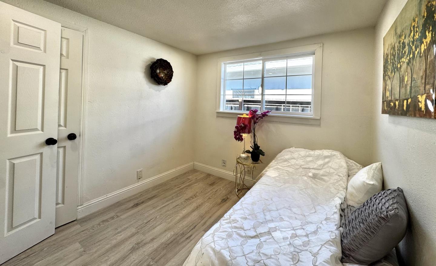 Detail Gallery Image 21 of 27 For 1117 Madera Ave, Menlo Park,  CA 94025 - 3 Beds | 1 Baths