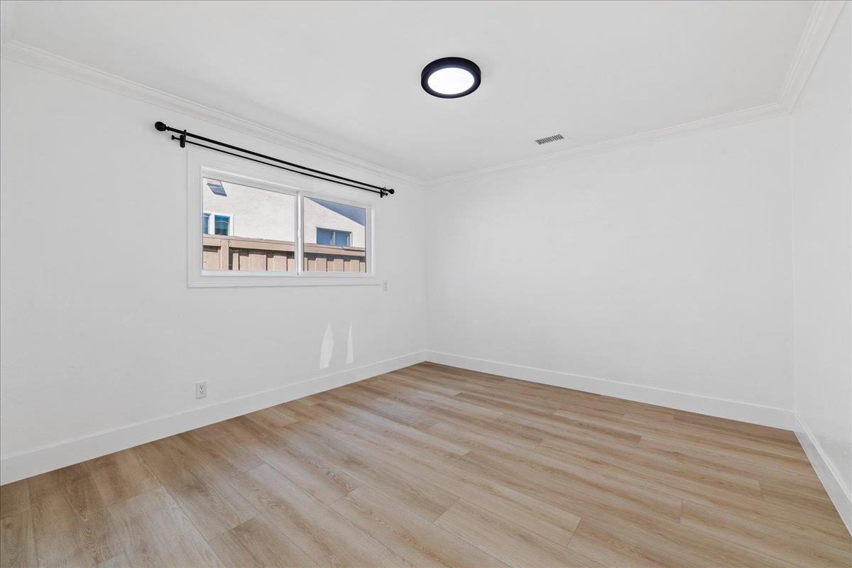 Detail Gallery Image 22 of 69 For 3817 Martin Dr, San Mateo,  CA 94403 - 3 Beds | 2 Baths