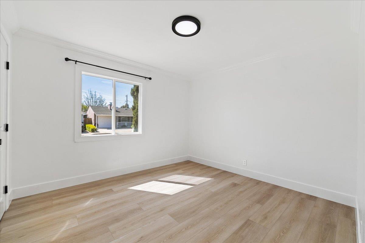 Detail Gallery Image 26 of 69 For 3817 Martin Dr, San Mateo,  CA 94403 - 3 Beds | 2 Baths