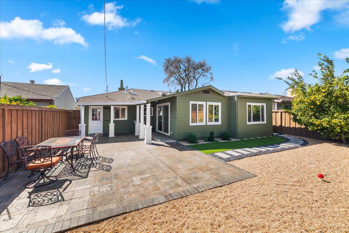 Detail Gallery Image 42 of 69 For 3817 Martin Dr, San Mateo,  CA 94403 - 3 Beds | 2 Baths