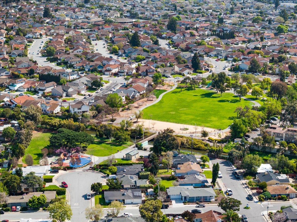 Detail Gallery Image 59 of 69 For 3817 Martin Dr, San Mateo,  CA 94403 - 3 Beds | 2 Baths