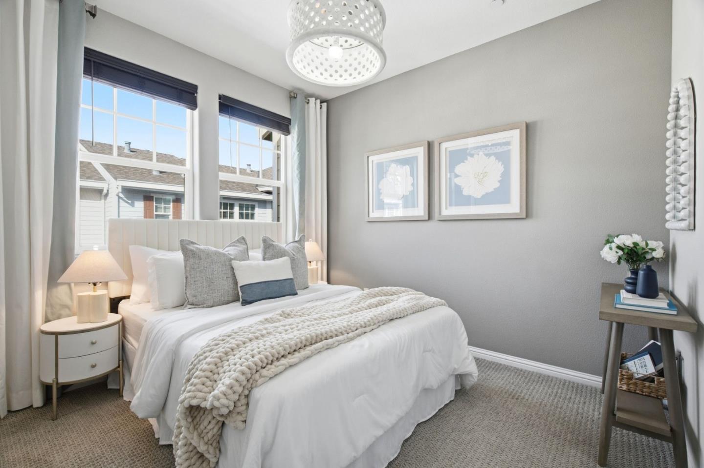 Detail Gallery Image 27 of 60 For 394 Circuit, Mountain View,  CA 94043 - 3 Beds | 2 Baths