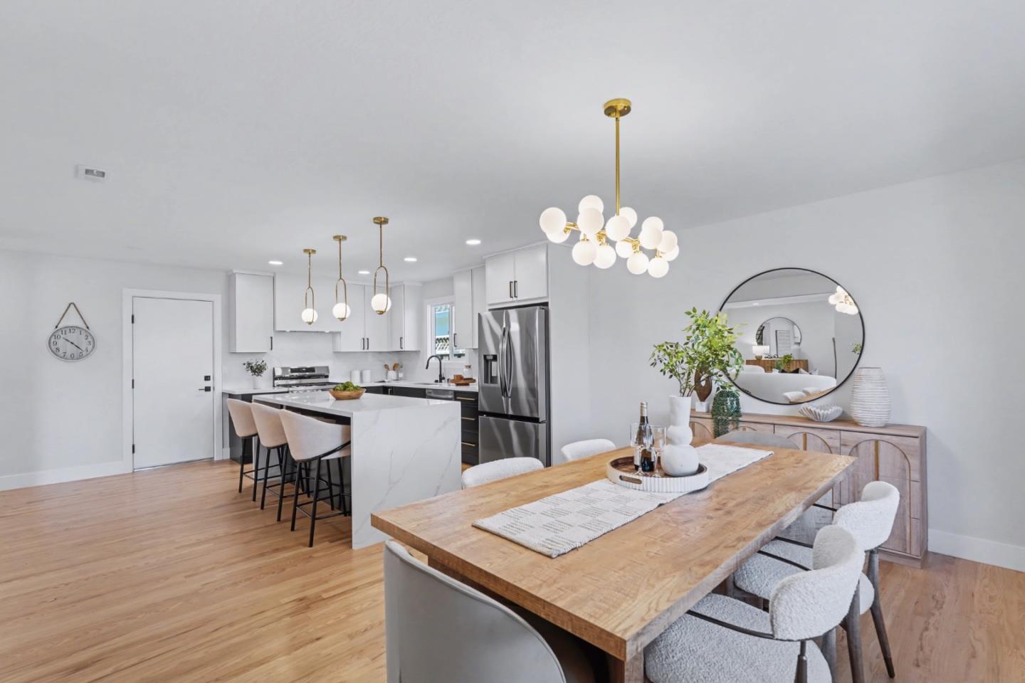 Detail Gallery Image 18 of 58 For 1155 London Ave, Sunnyvale,  CA 94087 - 5 Beds | 3 Baths