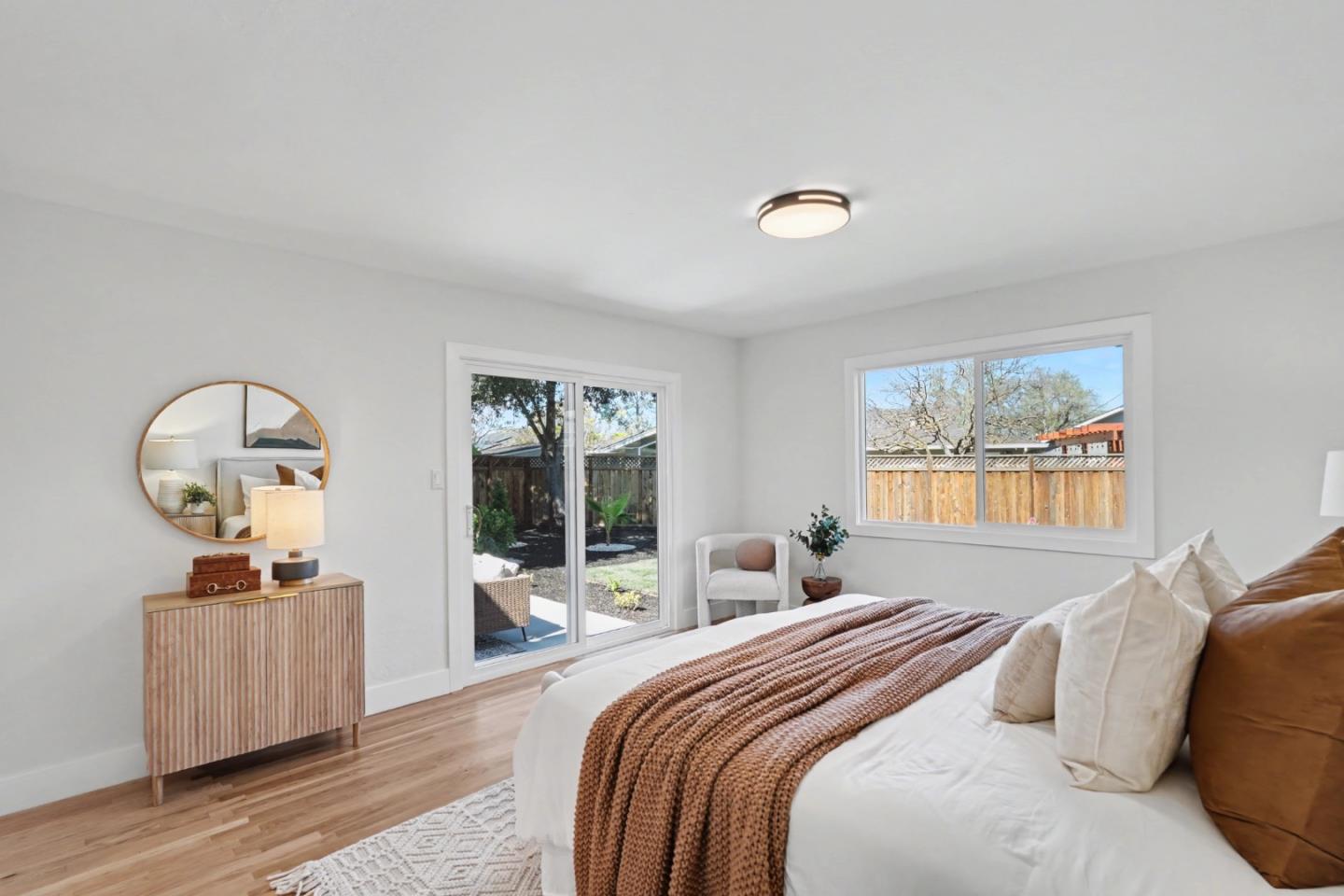 Detail Gallery Image 25 of 58 For 1155 London Ave, Sunnyvale,  CA 94087 - 5 Beds | 3 Baths