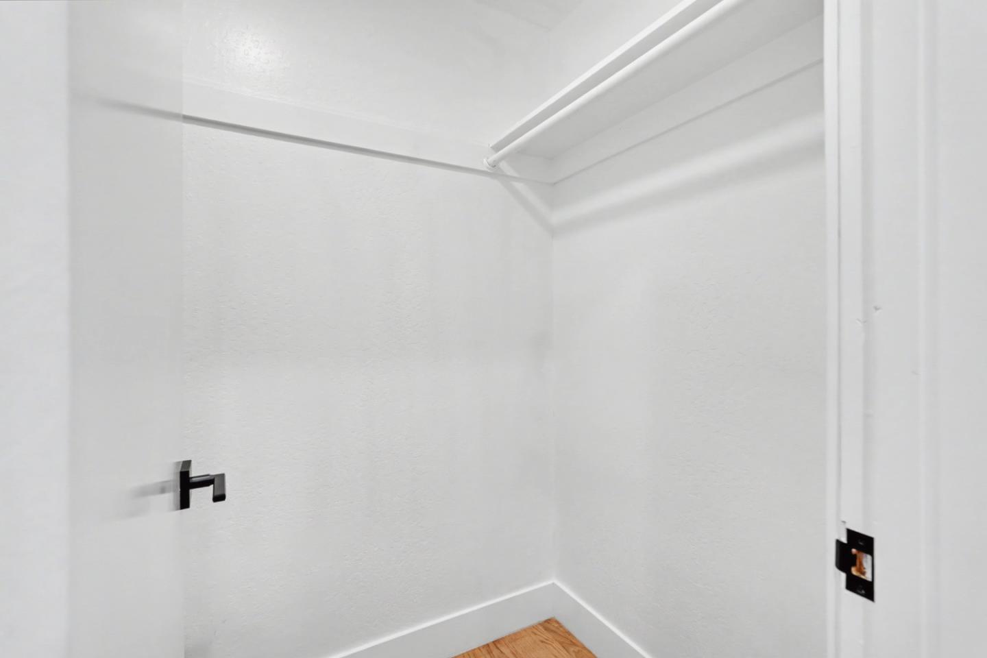 Detail Gallery Image 31 of 58 For 1155 London Ave, Sunnyvale,  CA 94087 - 5 Beds | 3 Baths