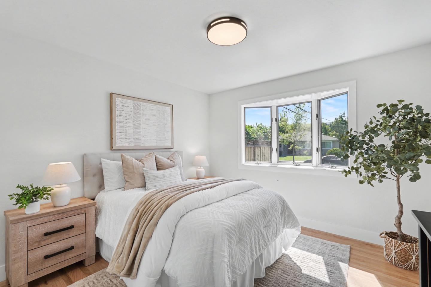 Detail Gallery Image 32 of 58 For 1155 London Ave, Sunnyvale,  CA 94087 - 5 Beds | 3 Baths