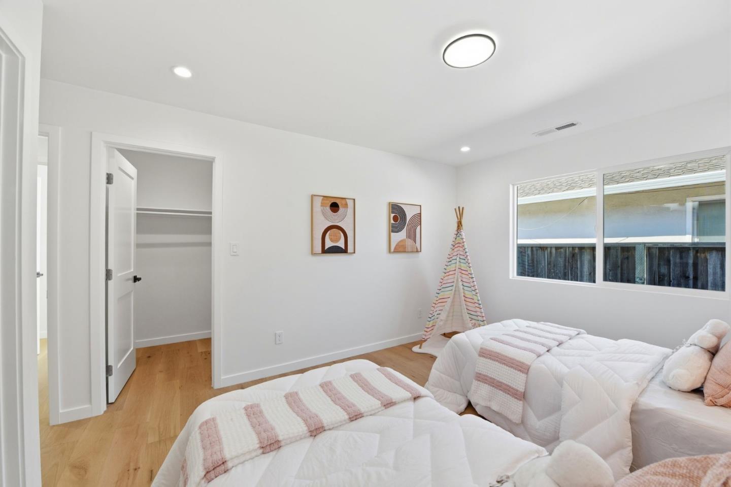 Detail Gallery Image 19 of 59 For 1412 Antonio Ln, San Jose,  CA 95117 - 4 Beds | 4 Baths